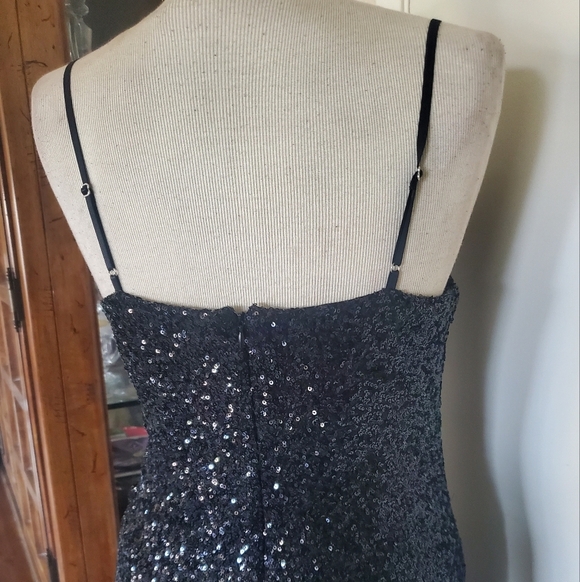 Forever 21 Black Sequin Bodycon Midi Dress - Picture 8 of 10